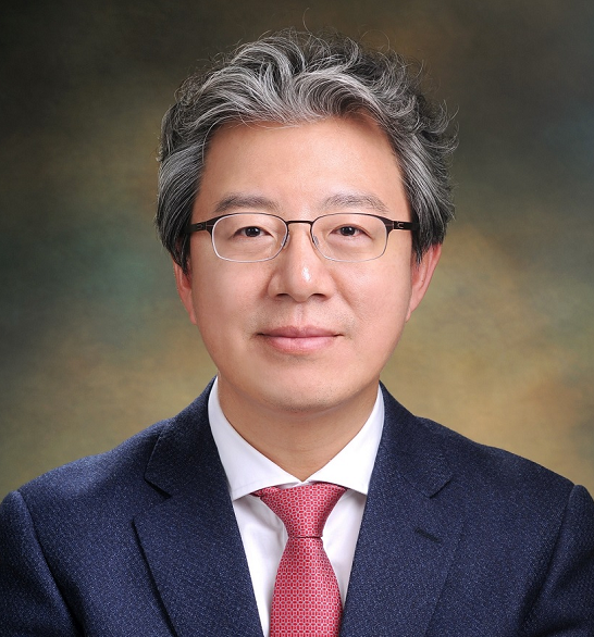 제29대 한국품질경영학회 회장으로 취임한 최정일 숭실대 경영학부 교수 / 사진 = 한국품질경영학회 제공