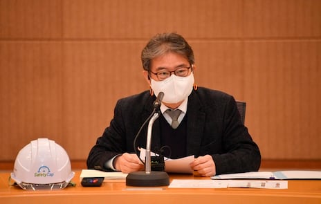 강승준 기획재정부 재정관리관이 23일 서울 서초구 서울 지방조달청 PPS홀에서 열린 '공공기관 안전관리등급제 착수회의'를 주재, 모두발언을 하고 있다.